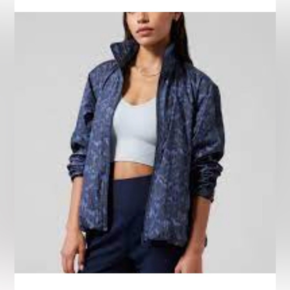 NWT $148 Athleta Sightseer Lace Jacket Navy in Ethereal Bloom Sz L